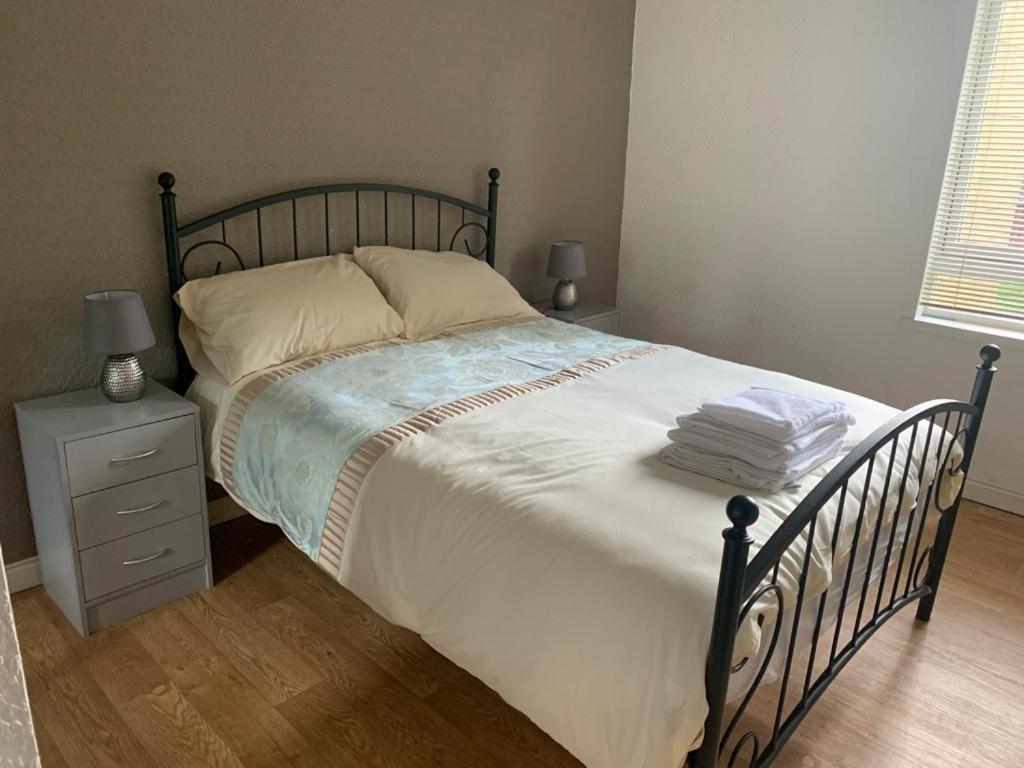 אדינבורו 2 Bedroom Central Apartment מראה חיצוני תמונה