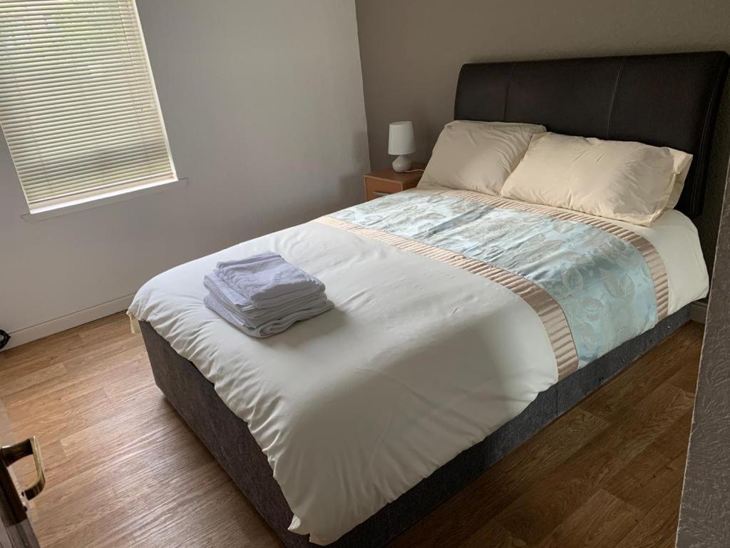 אדינבורו 2 Bedroom Central Apartment מראה חיצוני תמונה